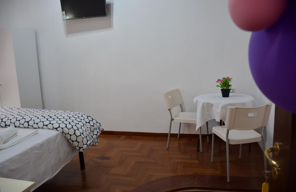 Roma Hotel Srls 外观 照片